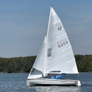 Mad Flying Scot race sails. Radial Head & Clew main with standard windows. Jib with radial window.